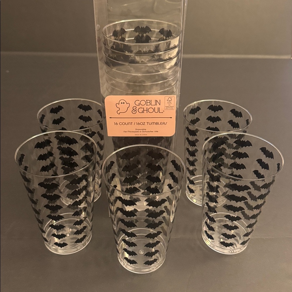 16pc GOBLIN & GHOUL Disposable Bat Print Tumblers - 16oz